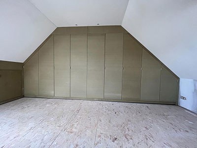 Kast in de lijn van de dakhelling, voorbeeld 2